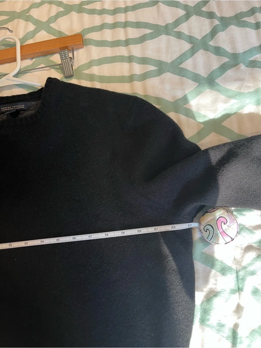 Banana Republic staple crewneck